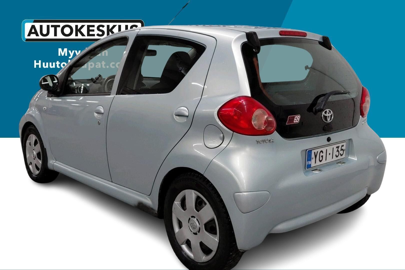 Toyota AYGO iso kuva 13