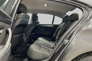 BMW 5-SARJA esikatselu 9