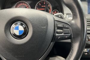 BMW 5-SARJA esikatselu 28