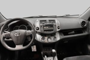 Toyota RAV4 esikatselu 11