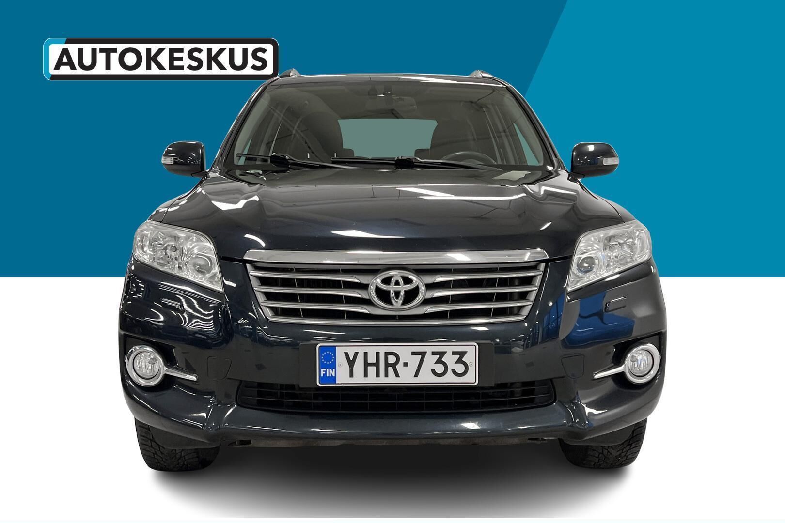 Toyota RAV4 iso kuva 2