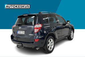 Toyota RAV4 esikatselu 5