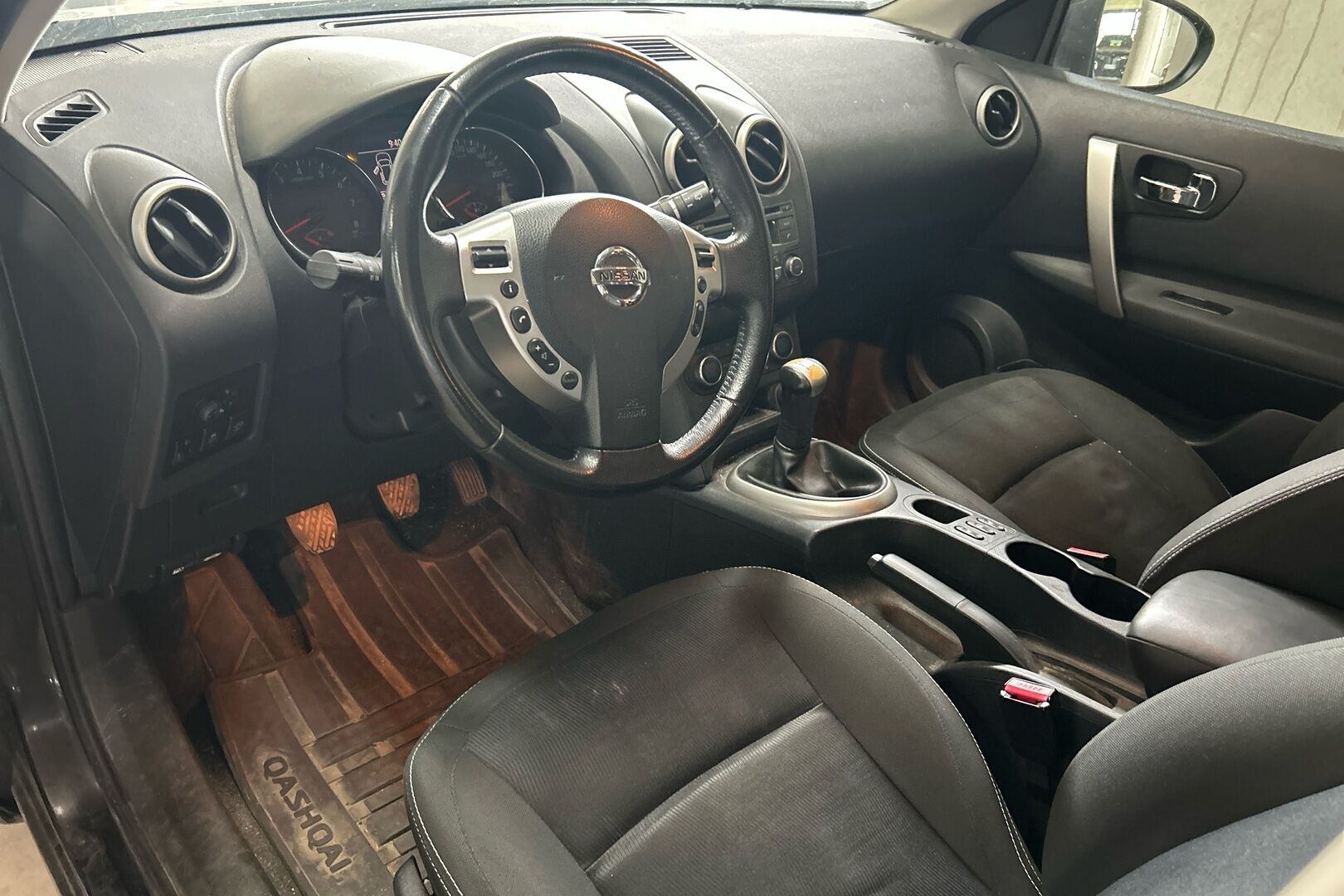 Nissan Qashqai iso kuva 1