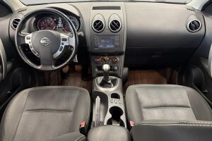 Nissan Qashqai esikatselu 11