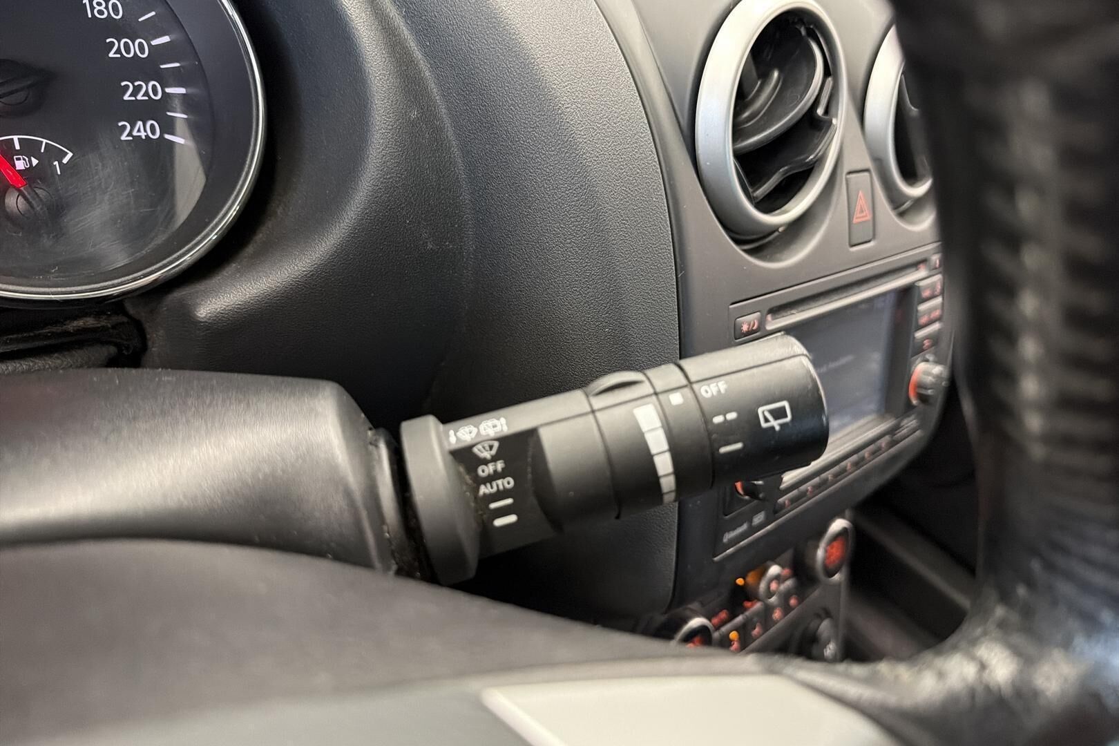 Nissan Qashqai iso kuva 18