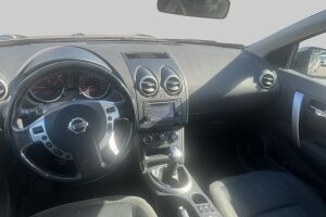 Nissan Qashqai esikatselu 2