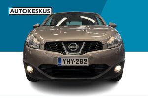 Nissan Qashqai esikatselu 2