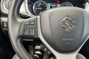 Suzuki Vitara esikatselu 13