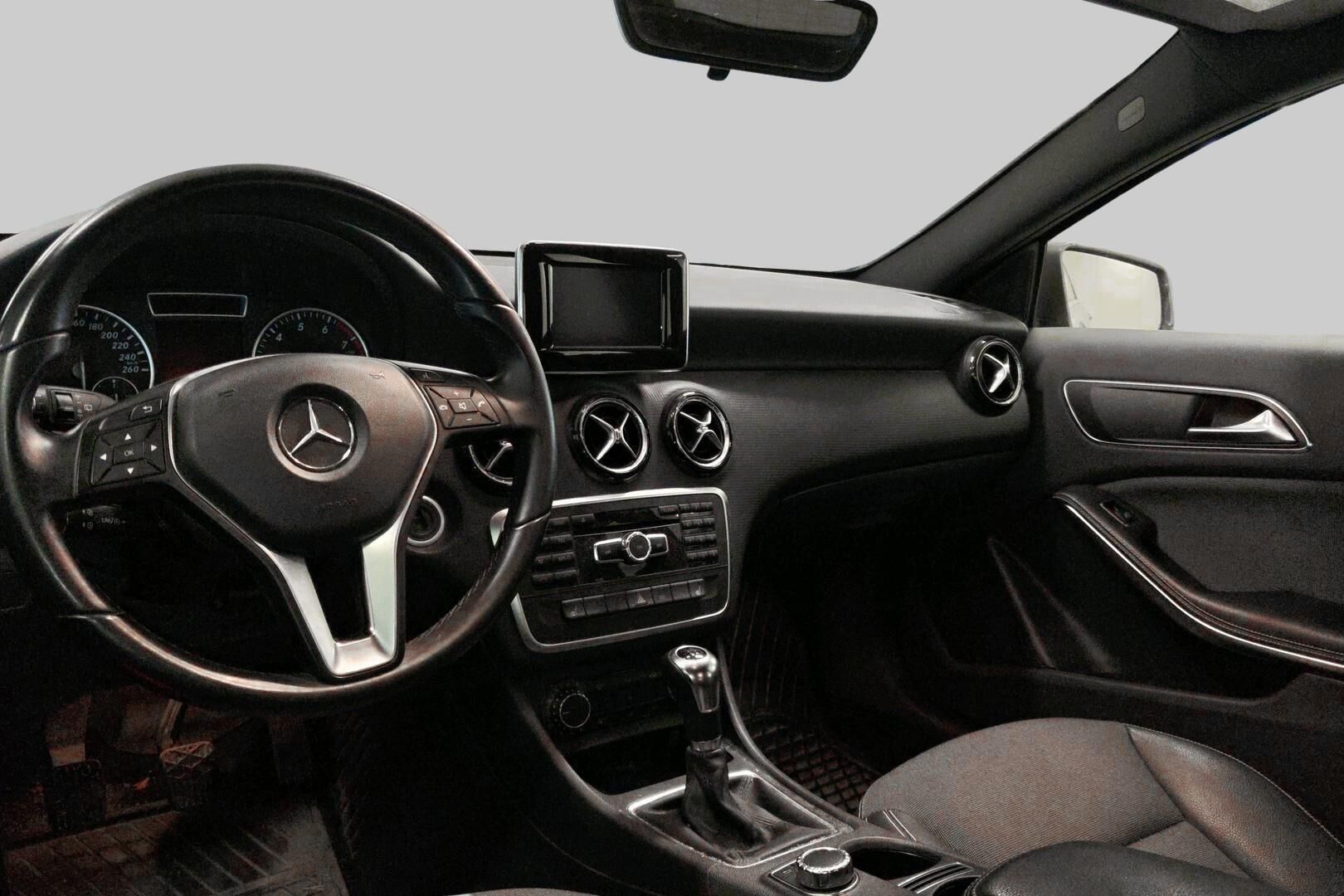 Mercedes-Benz A iso kuva 1