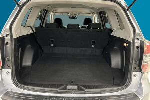 Subaru Forester esikatselu 11