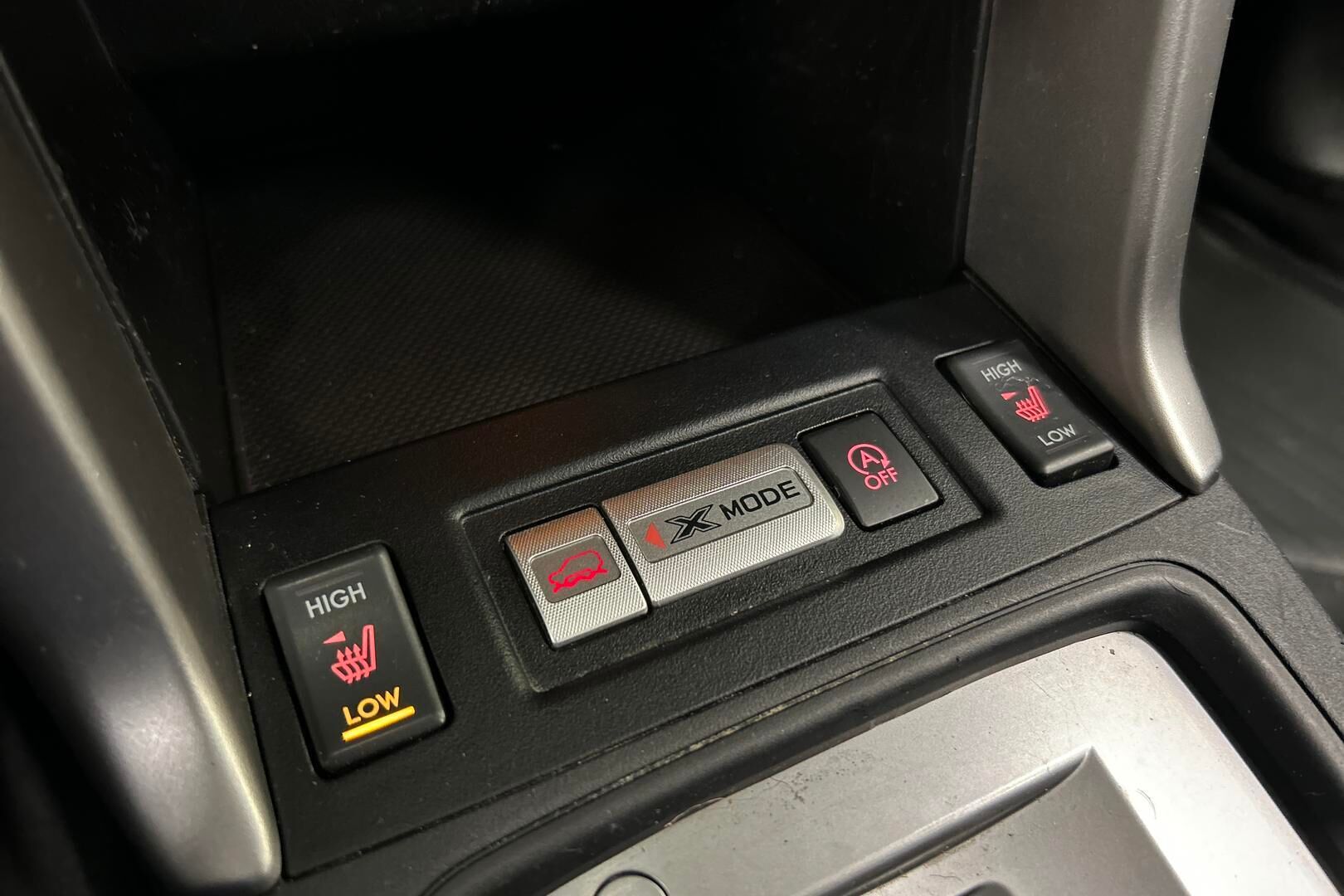 Subaru Forester iso kuva 23