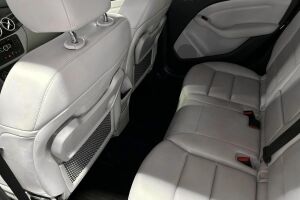 Mercedes-Benz B esikatselu 10