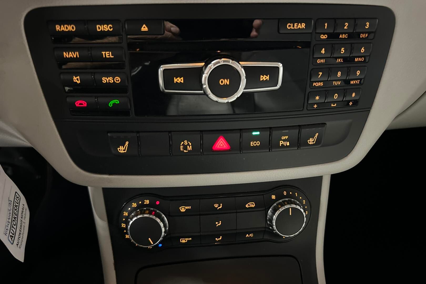 Mercedes-Benz B iso kuva 18