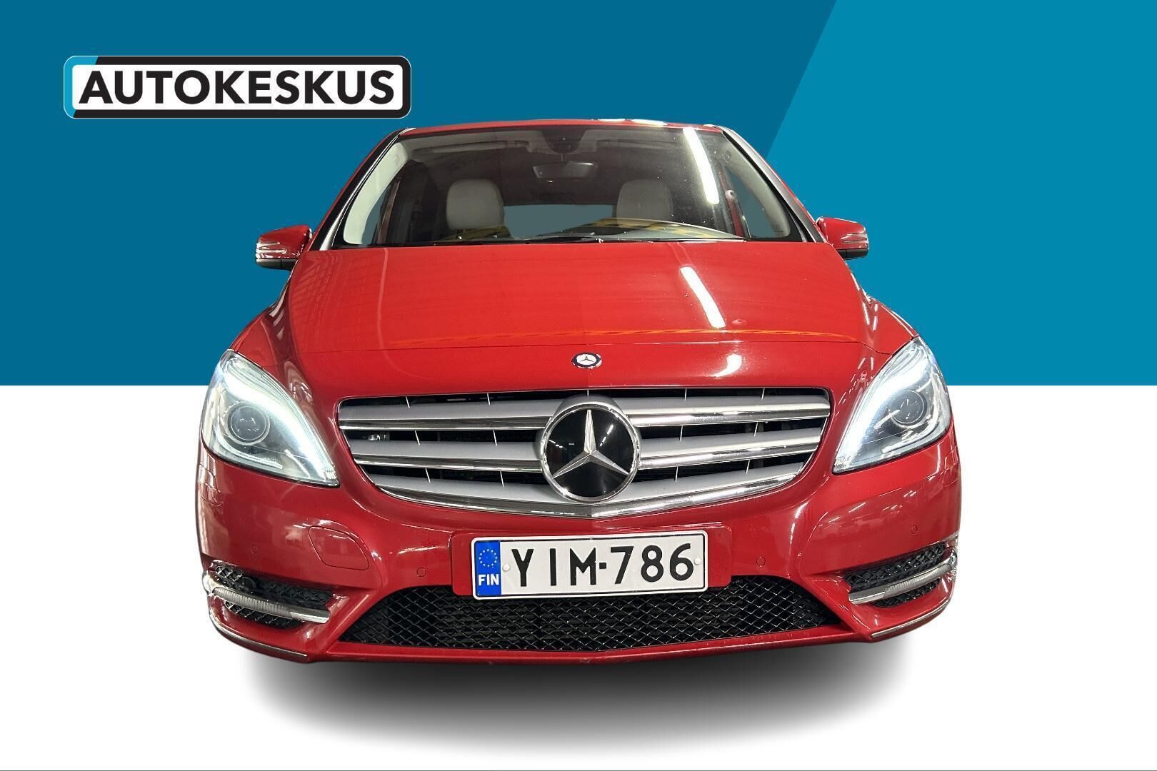 Mercedes-Benz B 220 4Matic A 2014, kuva 3/37