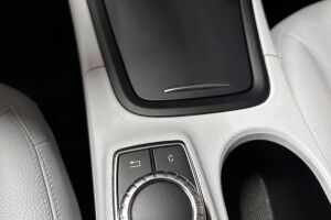 Mercedes-Benz B esikatselu 21