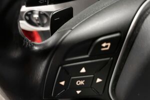 Mercedes-Benz B esikatselu 24