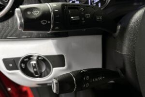 Mercedes-Benz B esikatselu 25
