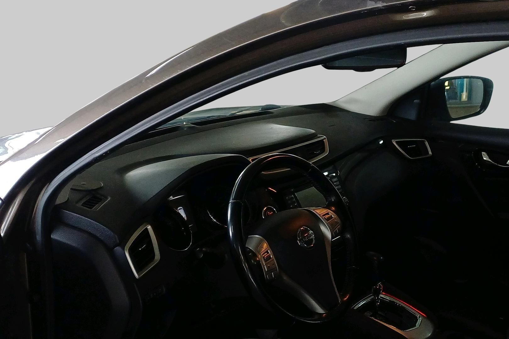 Nissan Qashqai iso kuva 2
