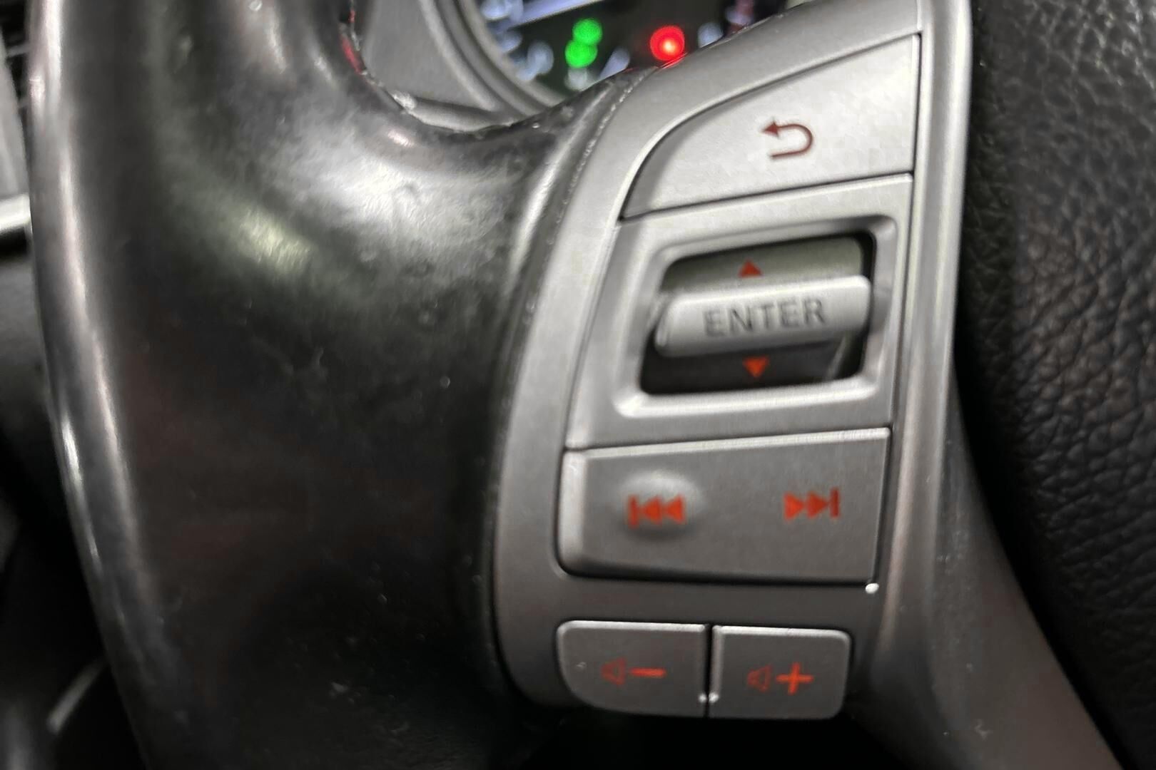 Nissan Qashqai iso kuva 24