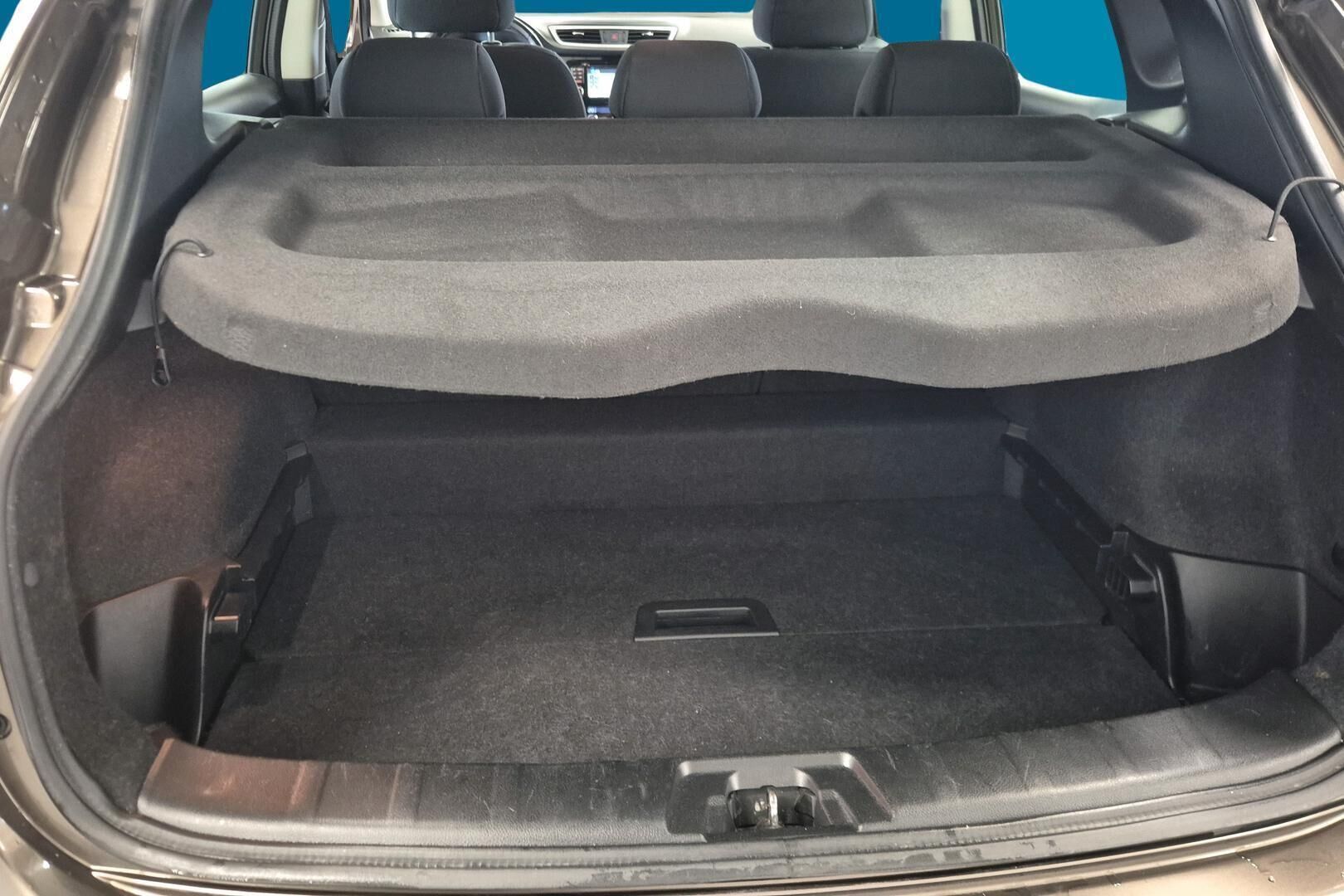 Nissan Qashqai iso kuva 11