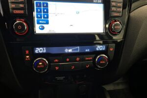 Nissan Qashqai esikatselu 14