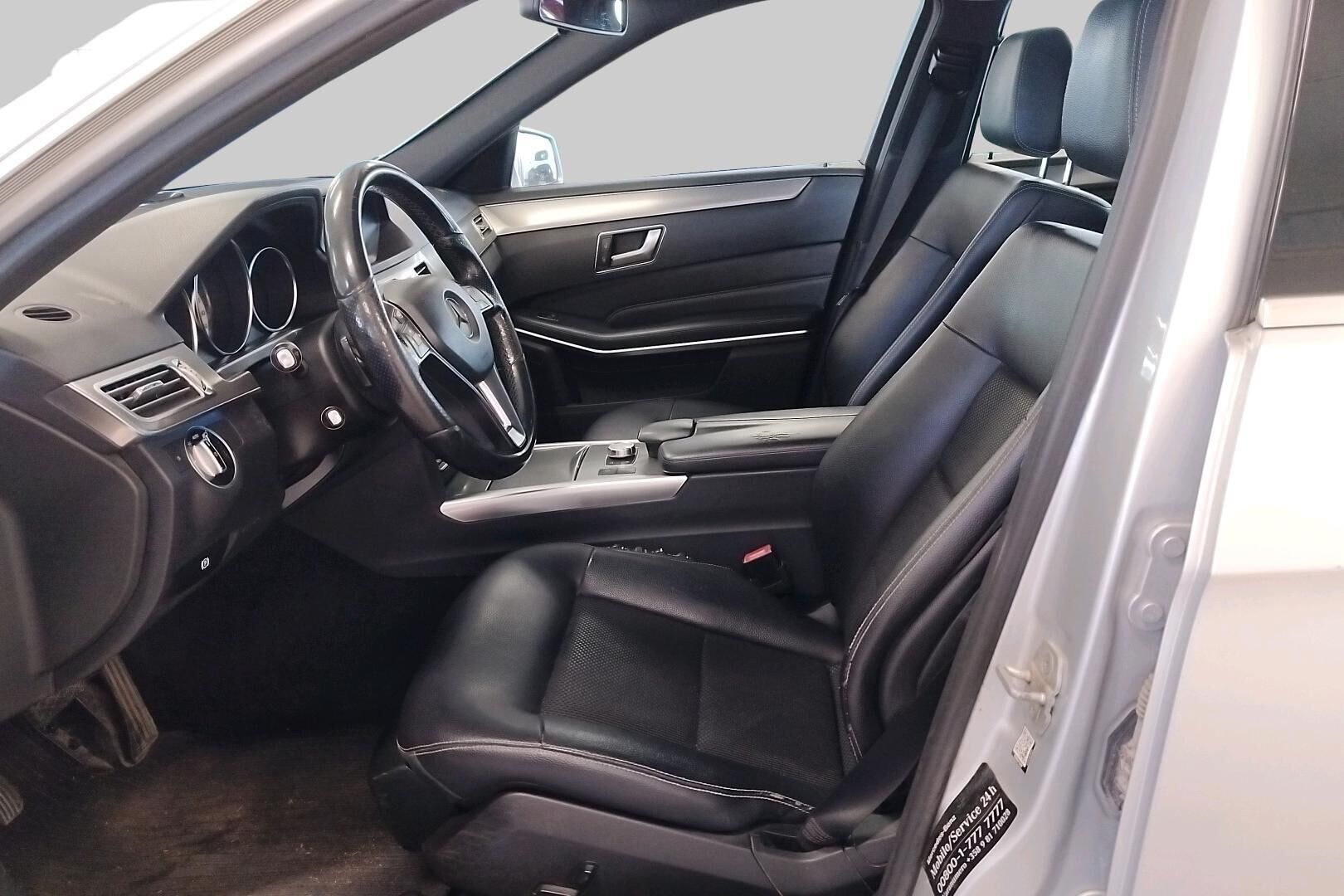 Mercedes-Benz E iso kuva 8