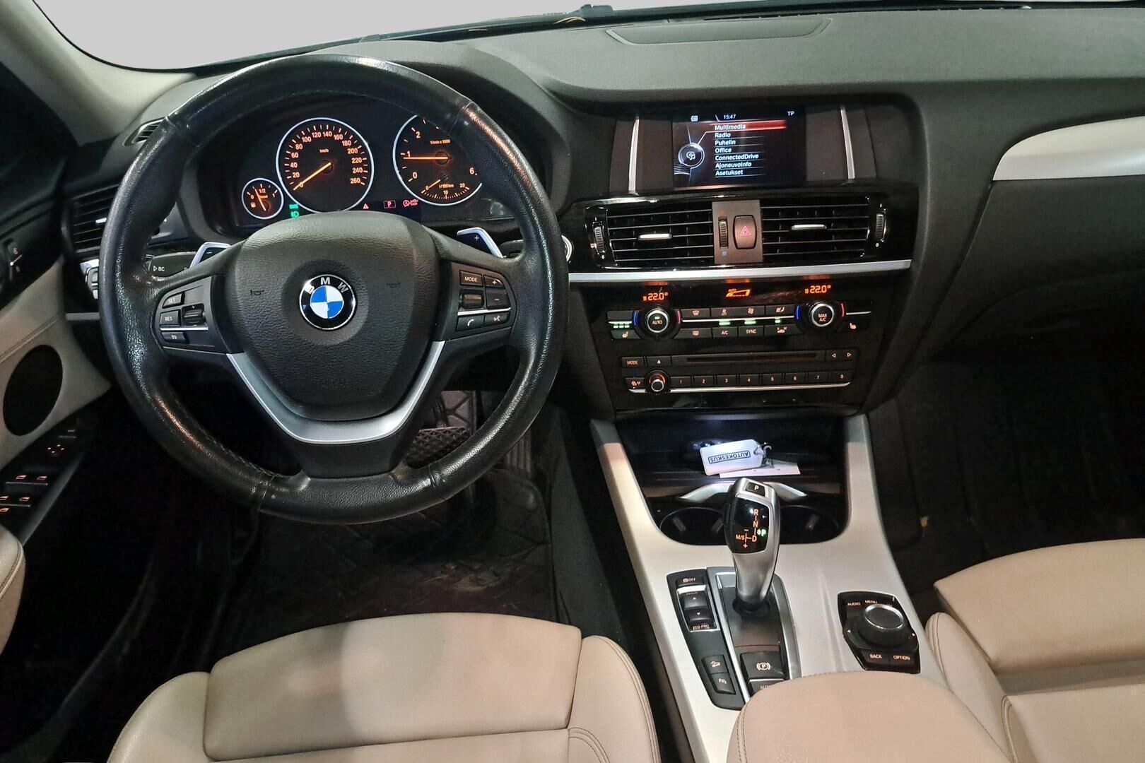 BMW X4 iso kuva 2