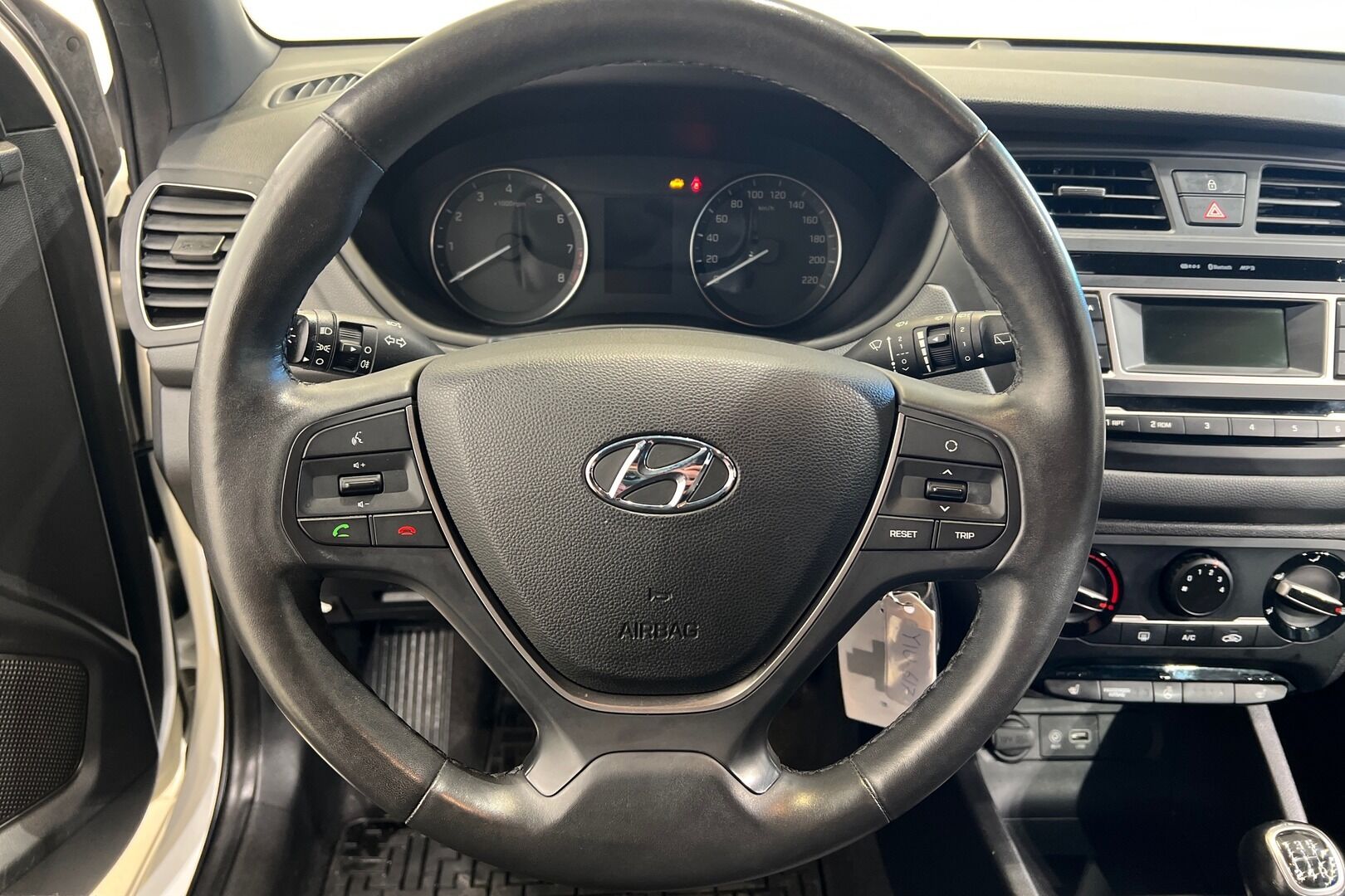 Hyundai i20 5d iso kuva 11