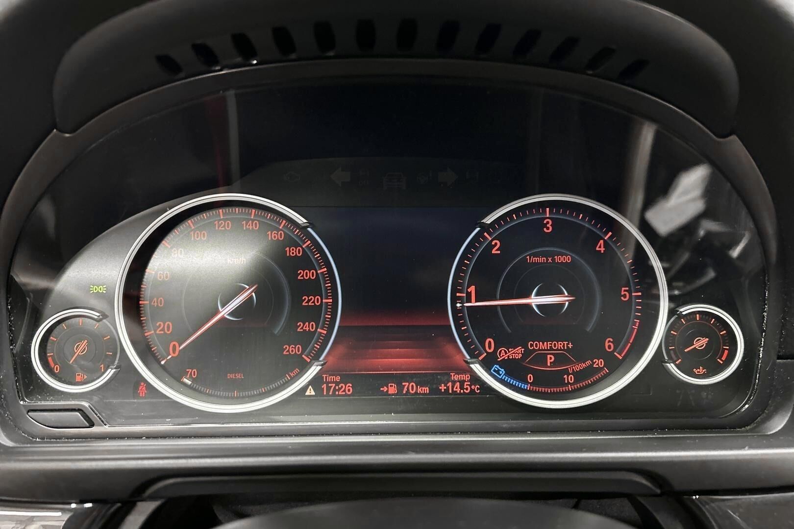 BMW 5-SARJA iso kuva 14