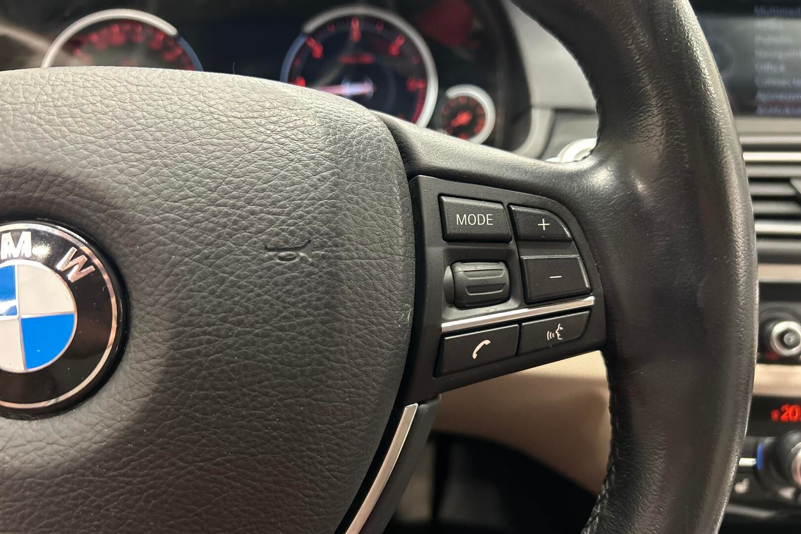 BMW 5-SARJA iso kuva 17
