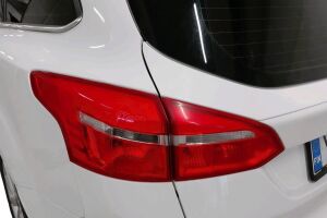 Ford Focus esikatselu 16