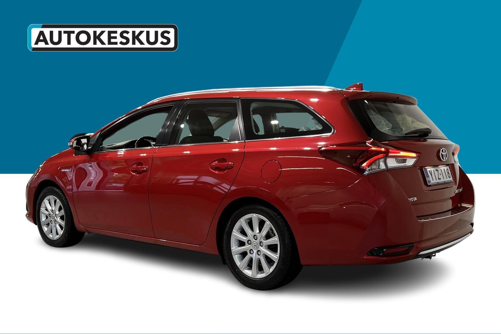 Toyota Auris iso kuva 4