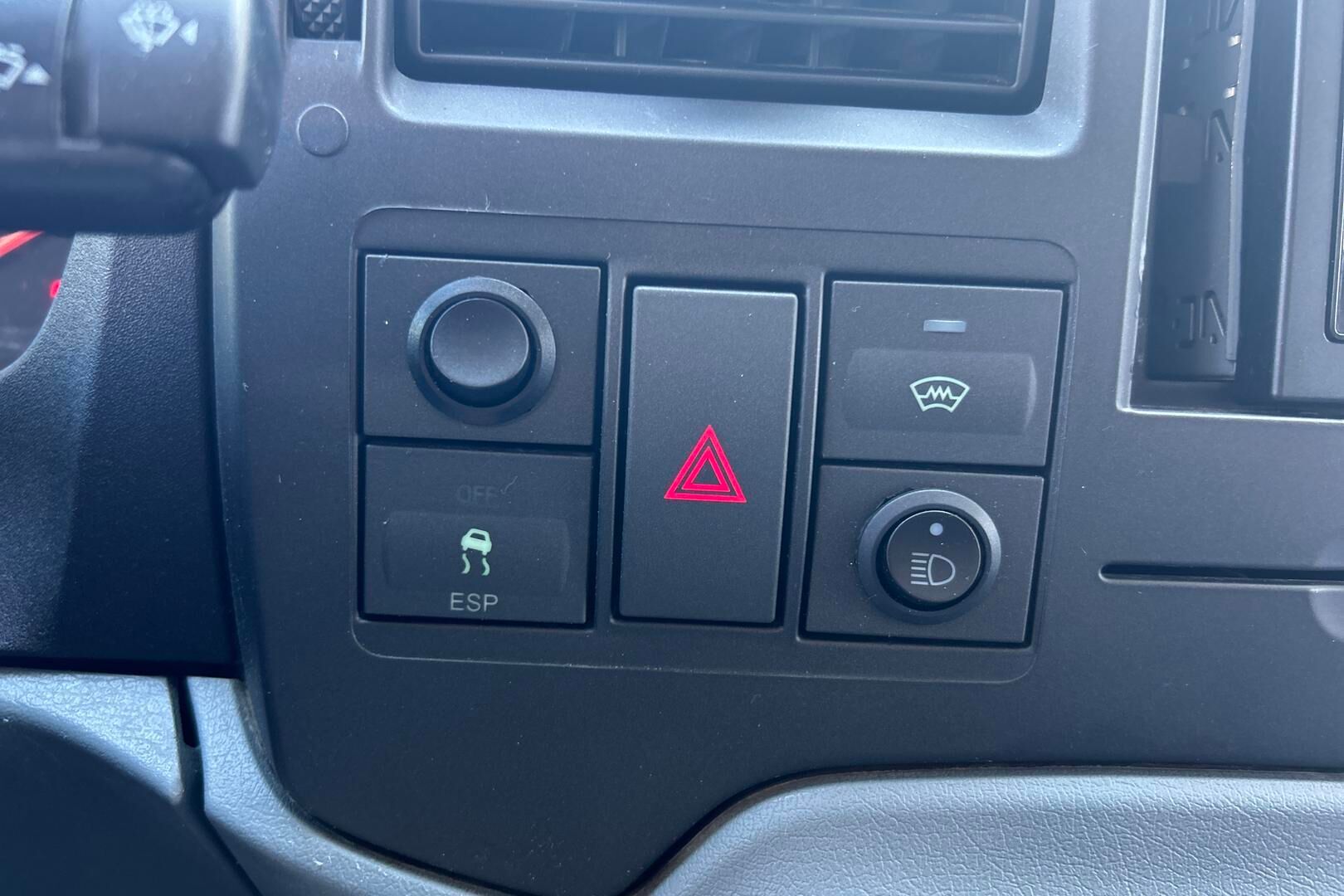 Ford Transit iso kuva 22