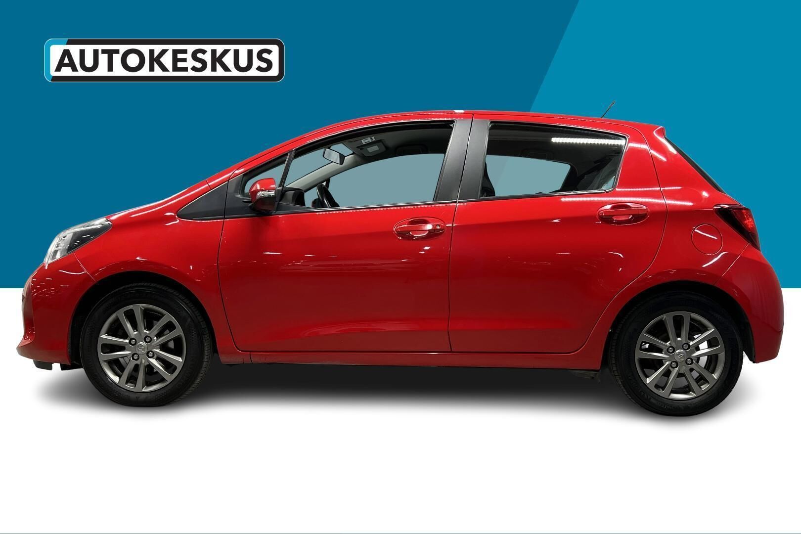 Toyota Yaris iso kuva 8