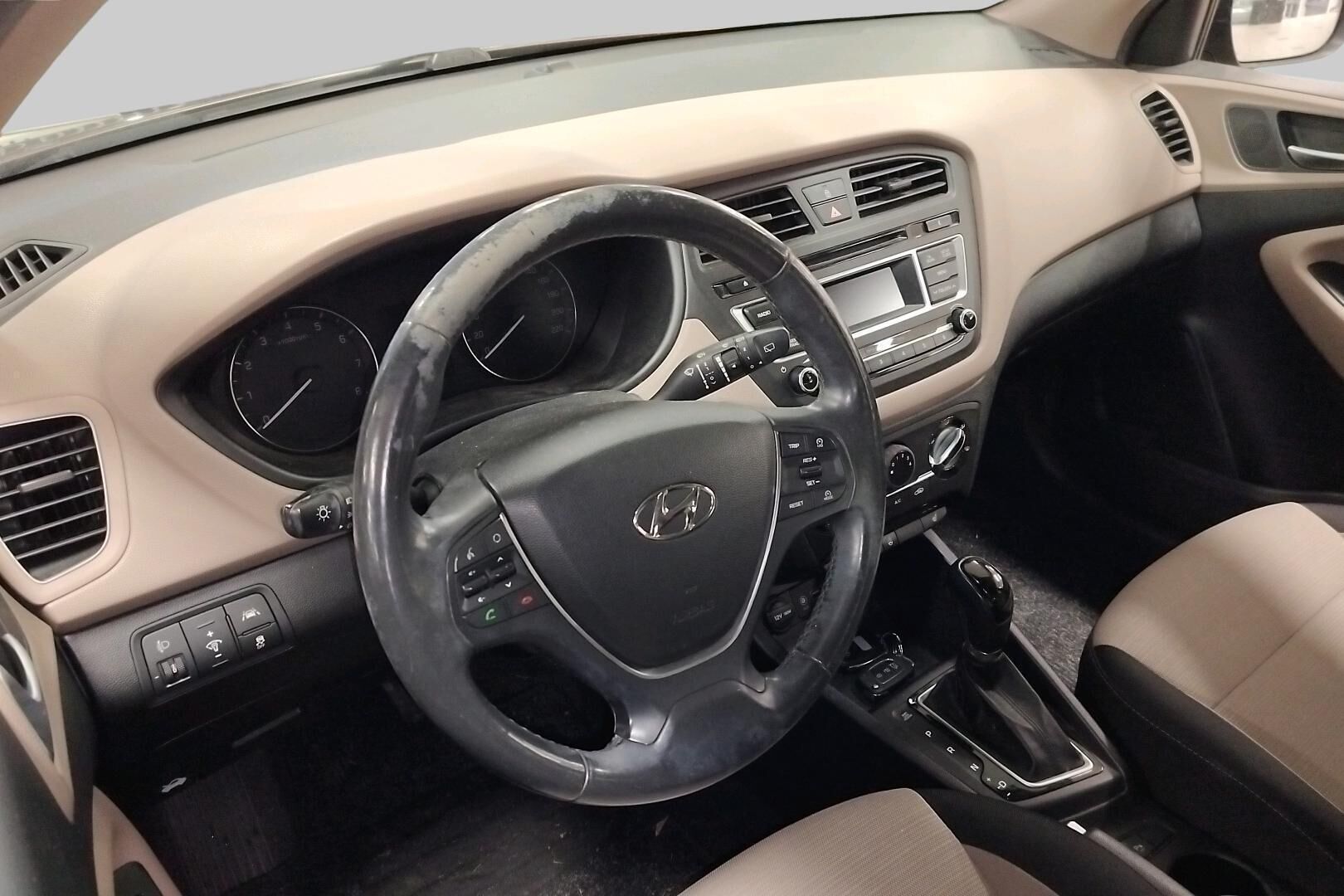 Hyundai i20 5d iso kuva 3