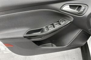 Ford Focus esikatselu 14