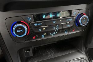 Ford Focus esikatselu 20