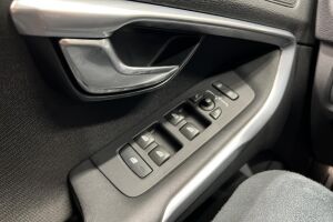 Volvo V40 esikatselu 22