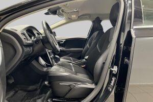 Volvo V40 esikatselu 7