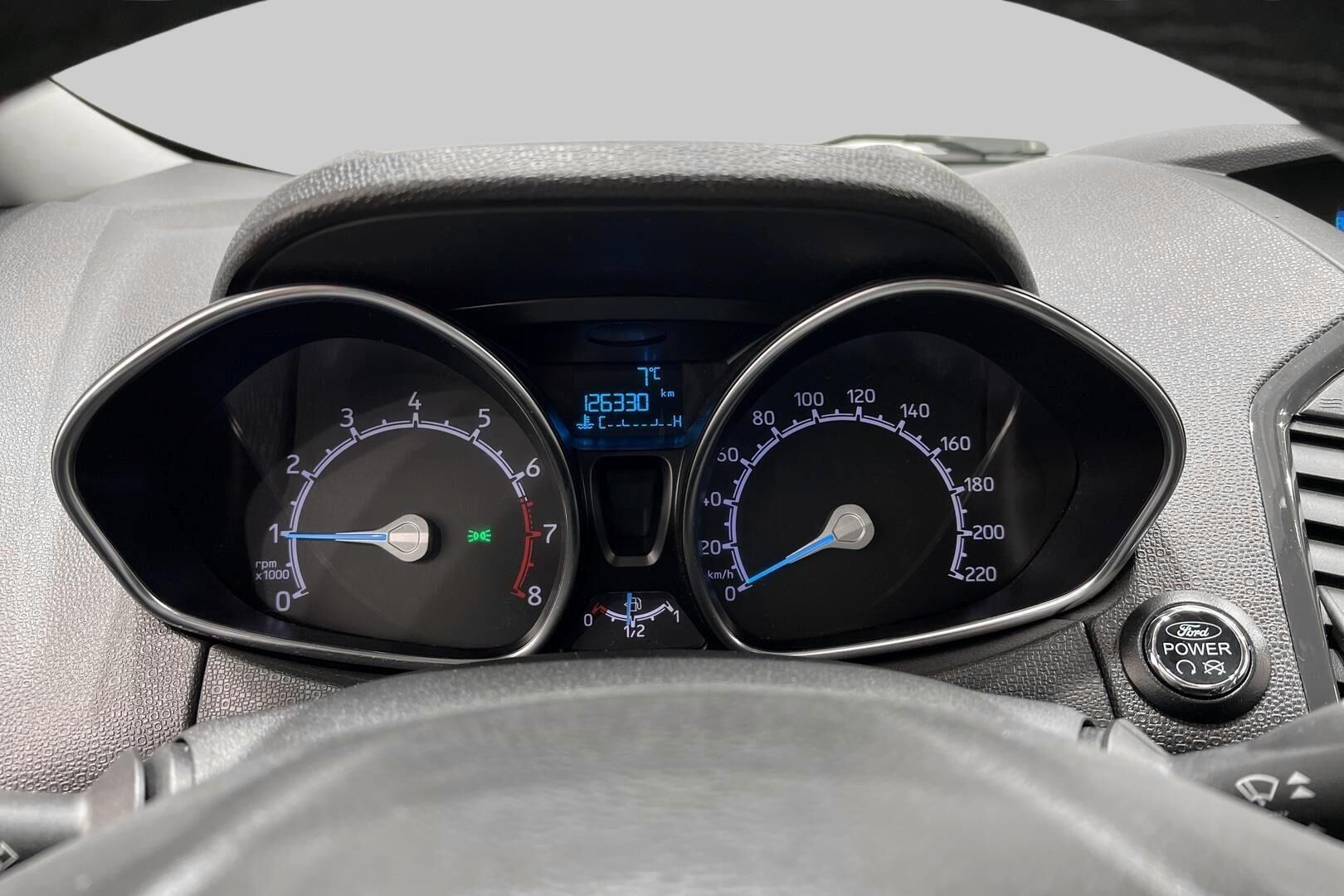 Ford Ecosport iso kuva 13