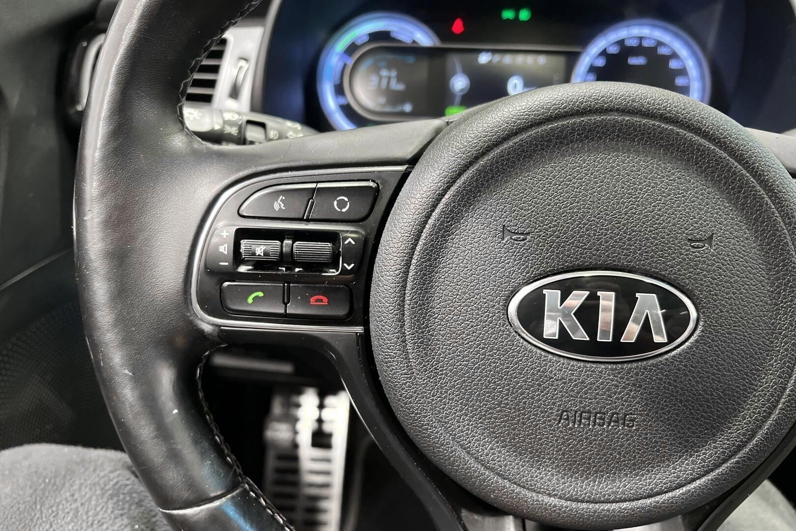Kia Niro iso kuva 22