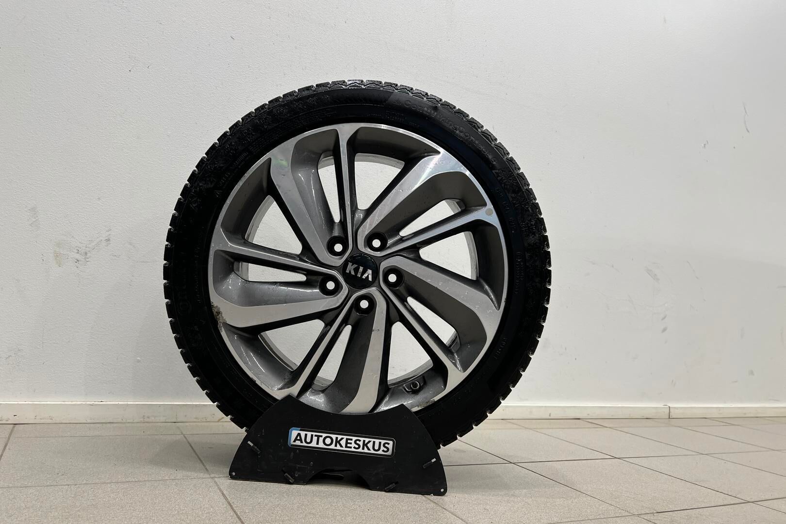 Kia Niro iso kuva 32