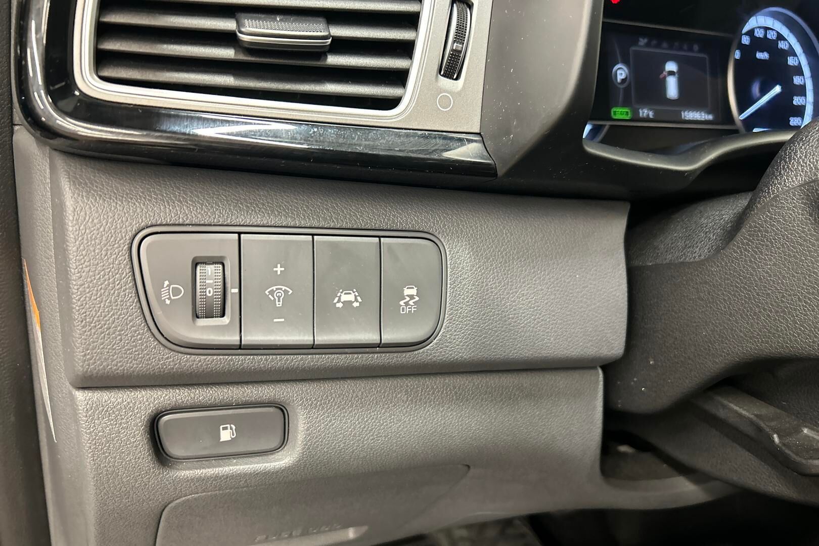 Kia Niro iso kuva 21