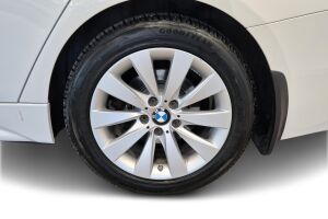 BMW 3-sarja esikatselu 13