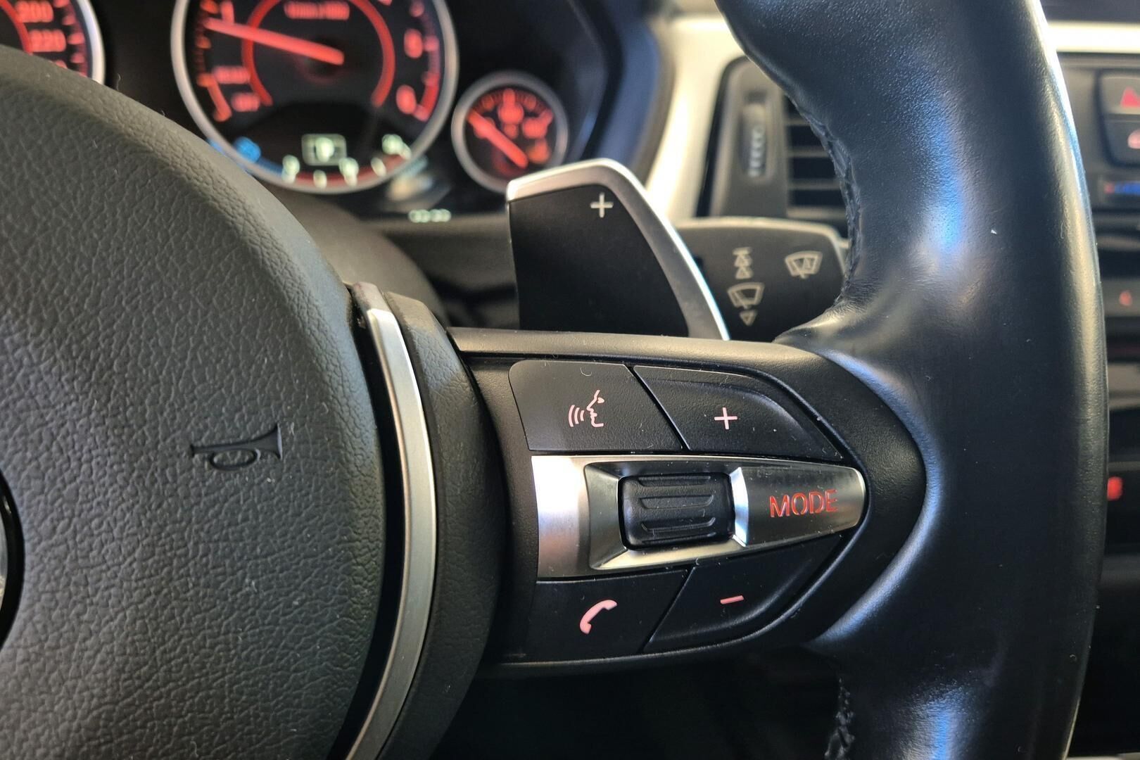 BMW 3-sarja iso kuva 18