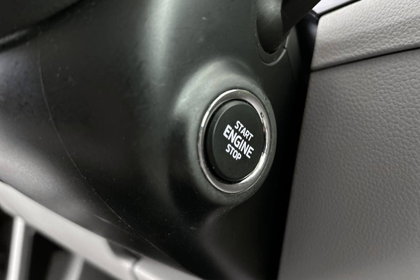 Skoda Superb iso kuva 23