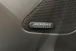 Jaguar F-PACE esikatselu 28