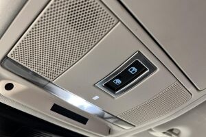 Jaguar F-PACE esikatselu 31