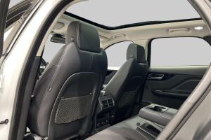 Jaguar F-PACE esikatselu 34