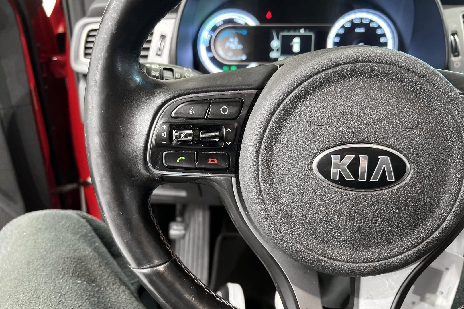 Kia Niro iso kuva 22